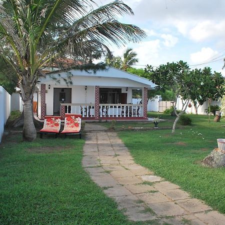 Beach House Мирисса Номер фото
