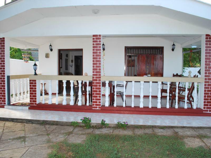 Beach House Мирисса Экстерьер фото